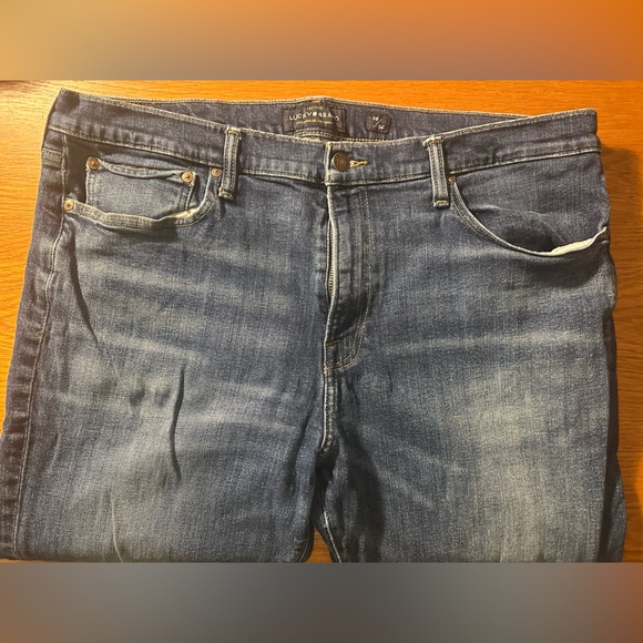 Lucky Brand Men's Blue Jeans~121 Slim Fit Denim~38x34 - Picture 1 of 7